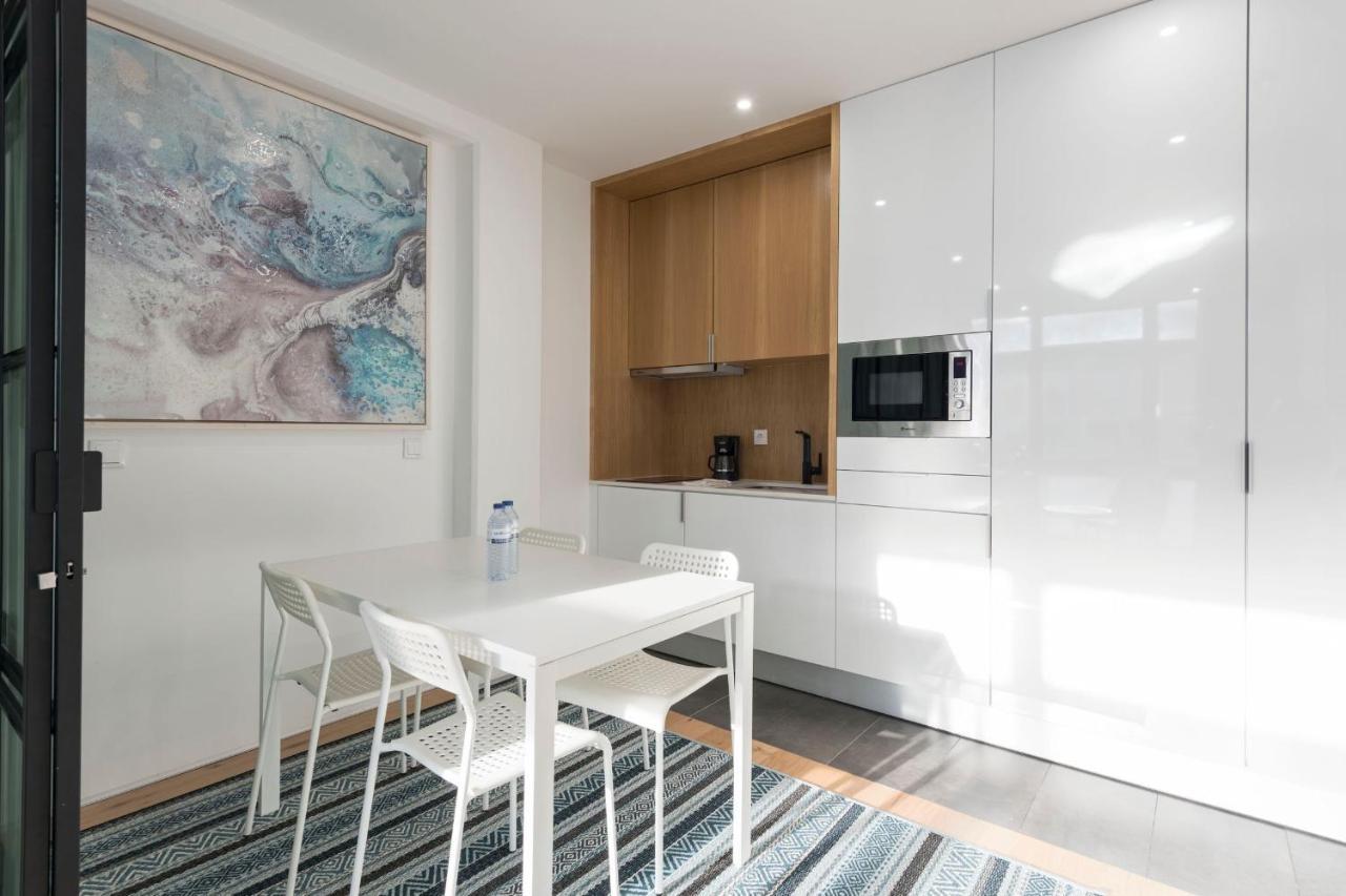 Lovelystay - Wohaza Apartment With Free Private Parking Porto Buitenkant foto